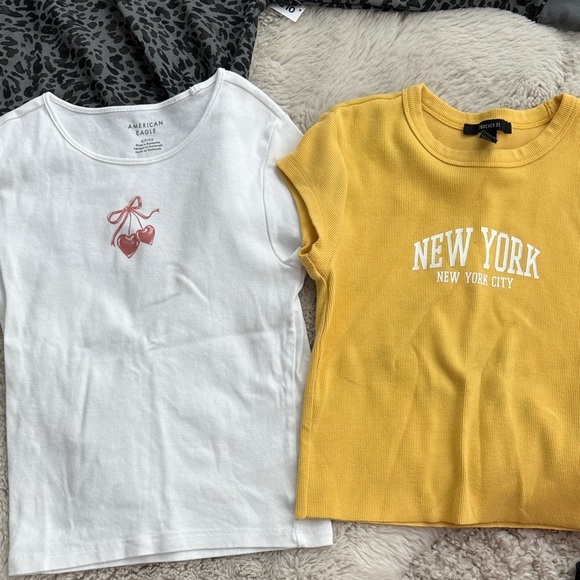 American Eagle Outfitters Tops - Forever 21 and American Eagle girls tops Small